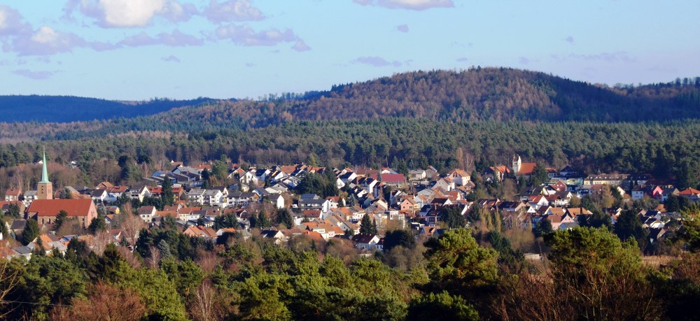 hassel_landscape_2000x918